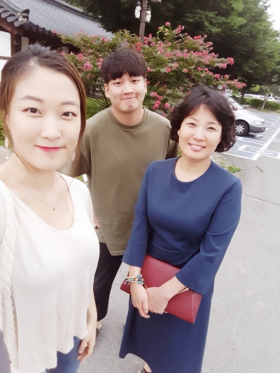 김태린 집사님 가족 사진을 올립니다.